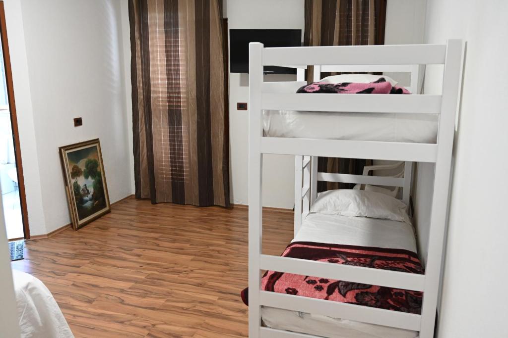 Postel nebo postele na pokoji v ubytování Hotel Freedom
