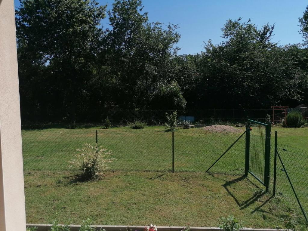 Zdjęcie z galerii obiektu Chambres d'hôtes à la campagne w mieście Fabas