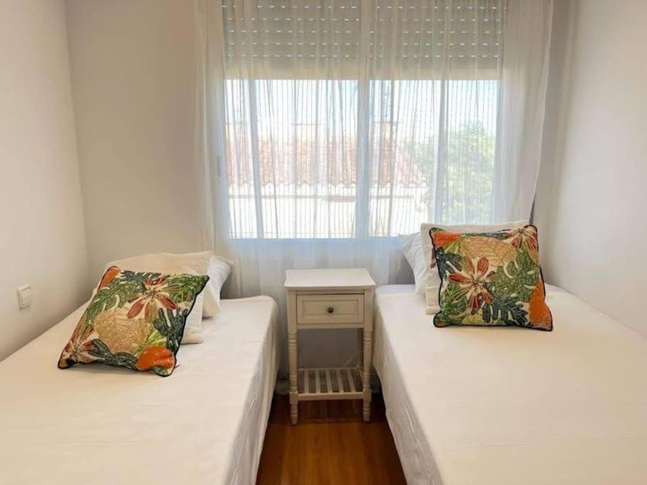 Fotografia z galérie ubytovania Precioso apartamento con piscina v destinácii Castelldefels