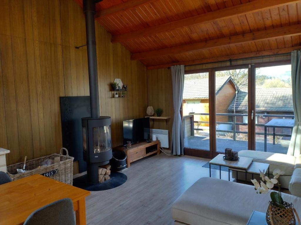 Posezení v ubytování Bij Bart & Inge-La Boverie-Chalet nr 79
