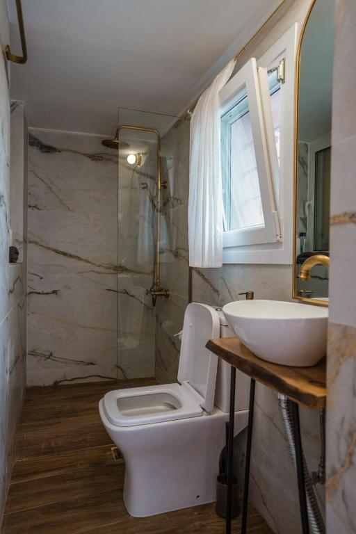 Athina's little apartment - 17