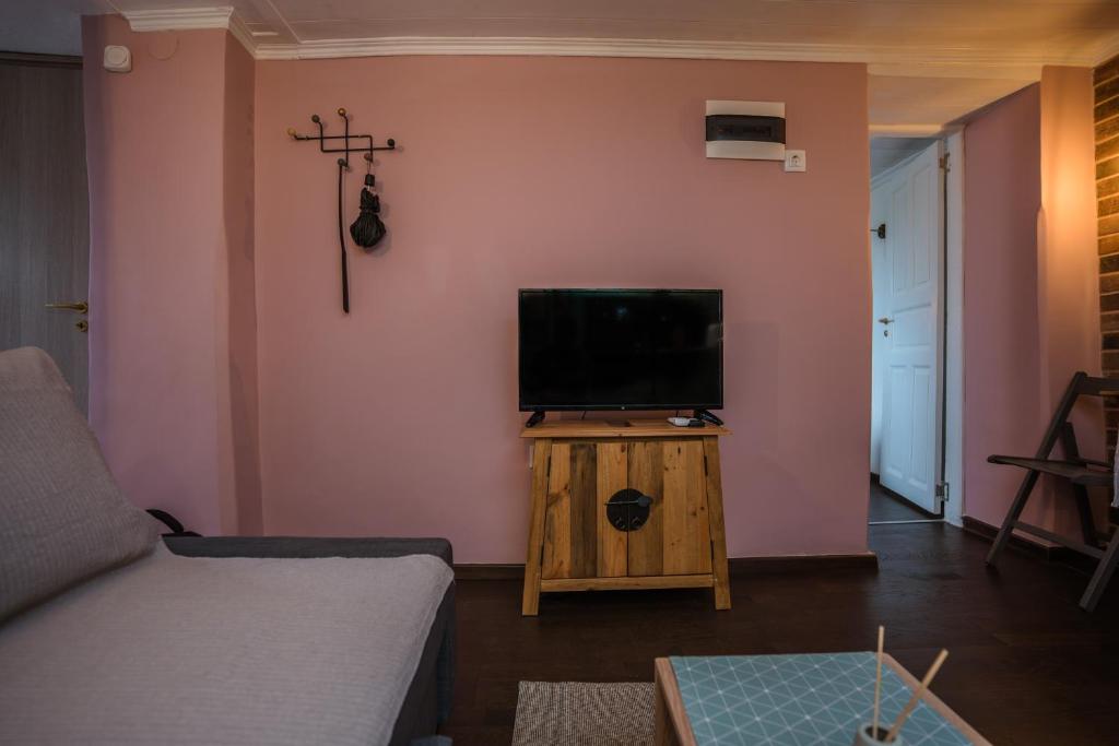 Athina's little apartment - 18