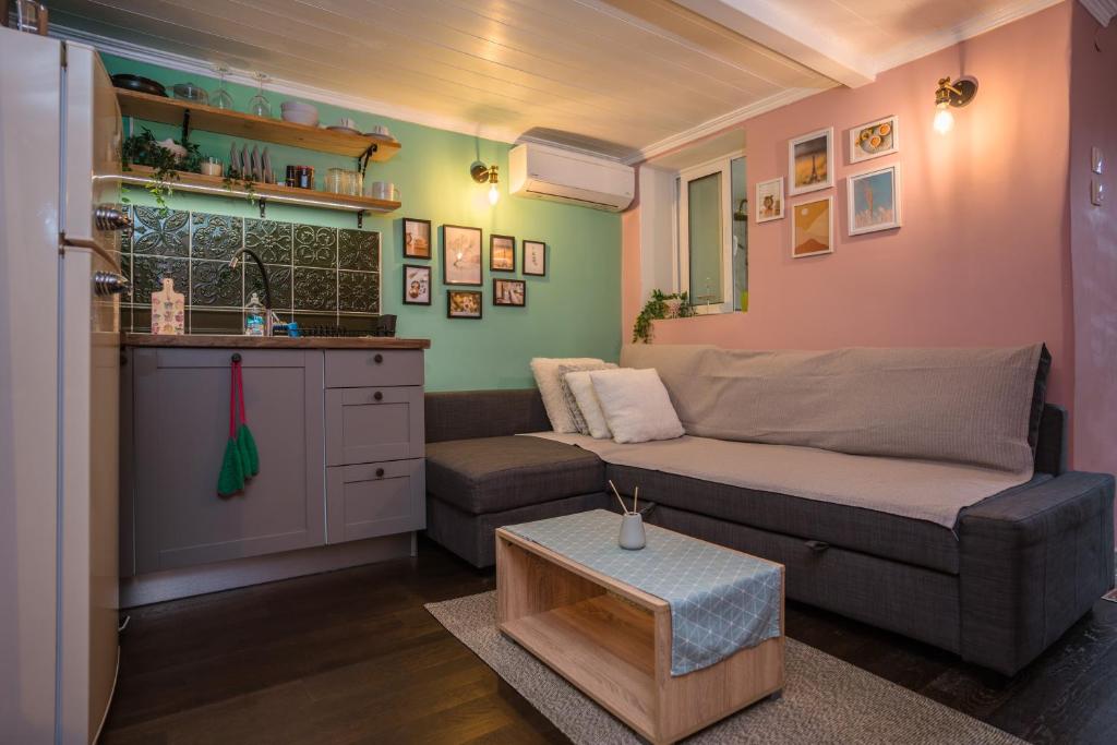 Athina's little apartment - 2