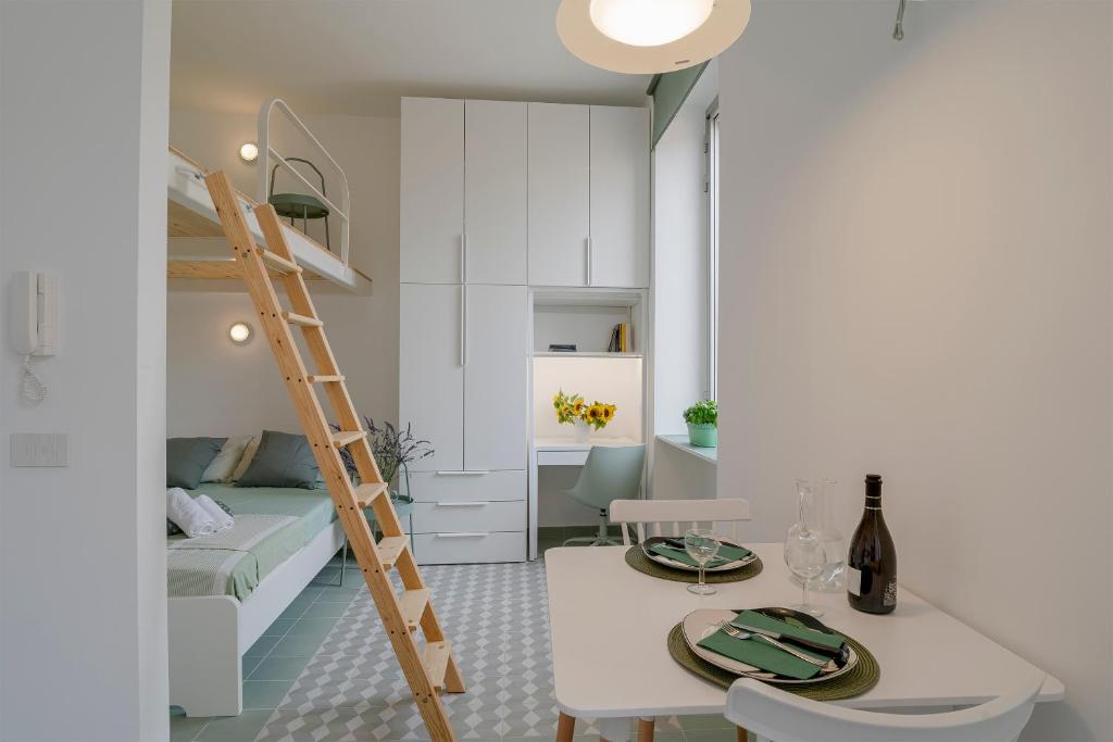 Oliva Apartment, Imperia (updated prices 2024)