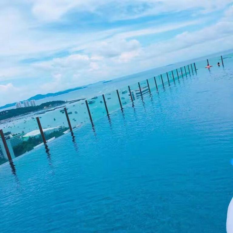 THE BASE CENTRAL PATTAYA - Resim 12