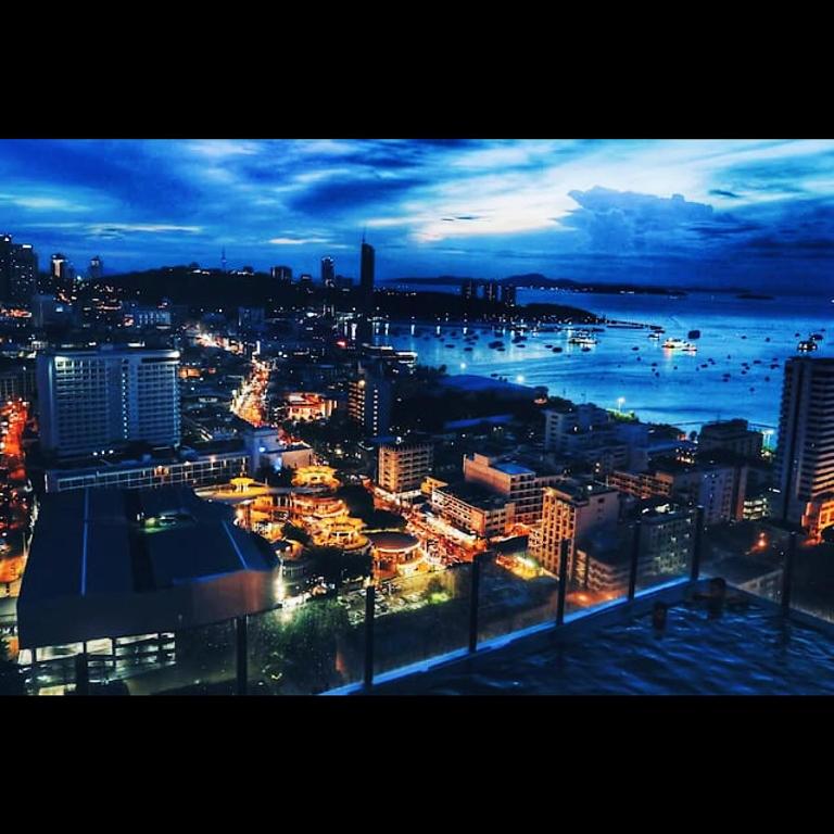 THE BASE CENTRAL PATTAYA - Resim 29