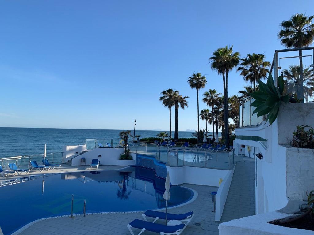Dominon Beach, Estepona (updated prices 2024)