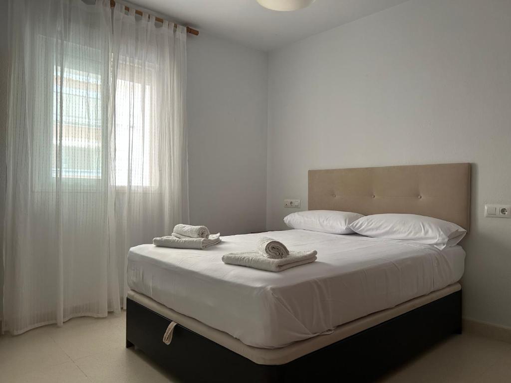 Booking.com: Garden Teatinos, apartamento con piscina ...