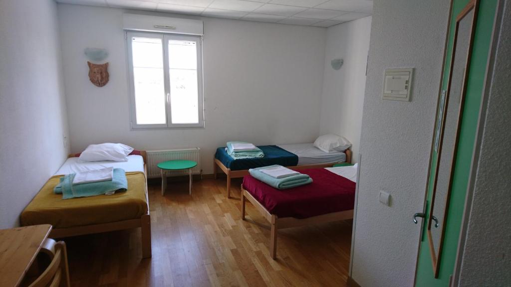 APF France handicap - Ferme Léonie - Chambre Triple - Accès Personnes Handicapées