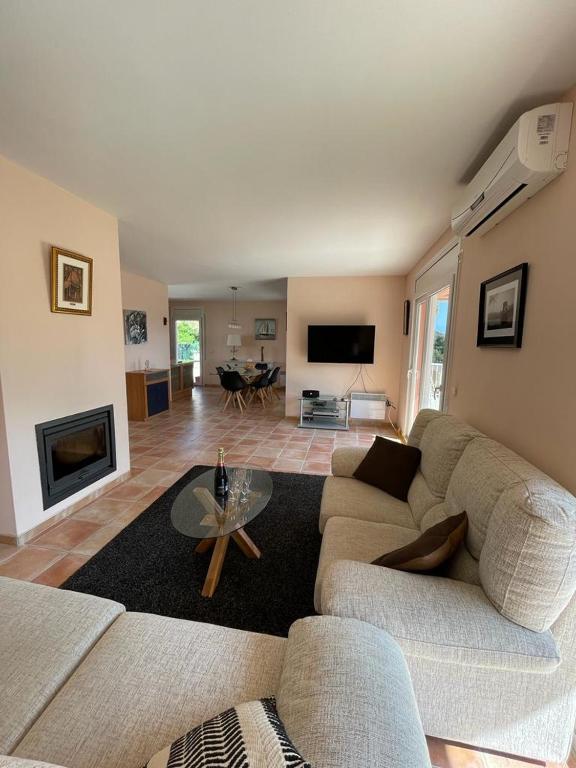 Posezení v ubytování Casa Bosc (Residencial Begur)