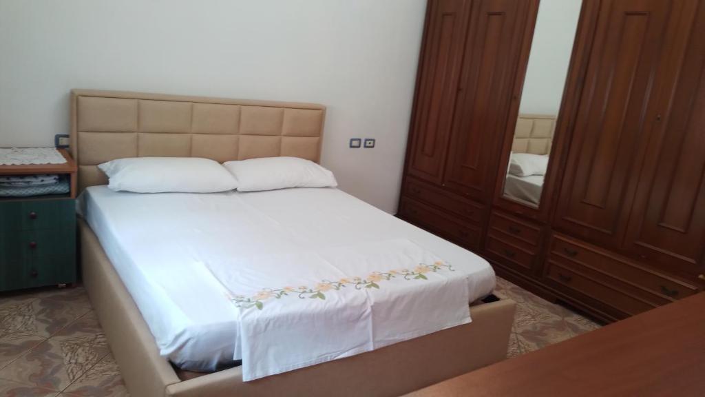 House - Image 2