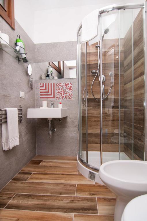 Modica Old Town Rooms - Chambre Familiale Avec Balcon