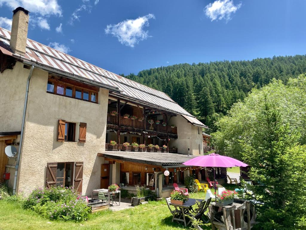 Galeriebild der Unterkunft Le Chalet Viso Auberge gite in Arvieux