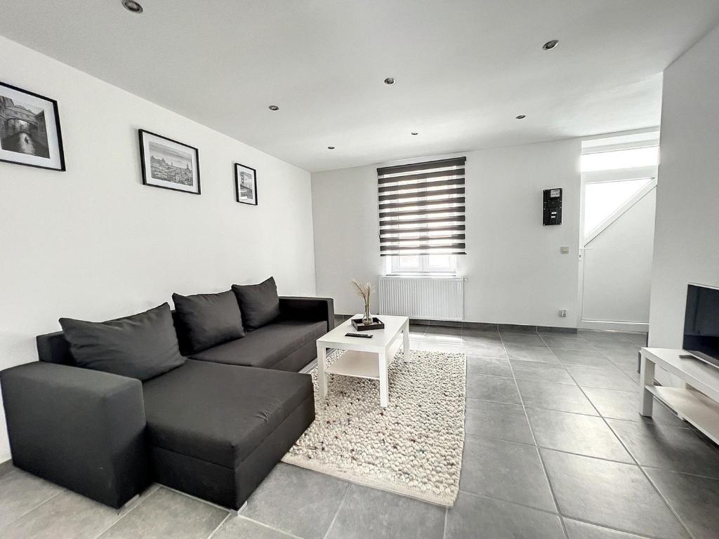 Wauters 75 Bruxellescharleroiairport, Charleroi (updated prices 2024)