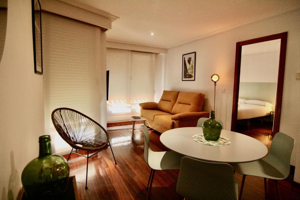 Гостиная зона в 1E.Tranquilo y soleado en la Plaza de las Mercedes