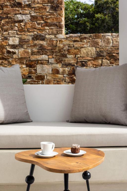 Clementina Paros - 11