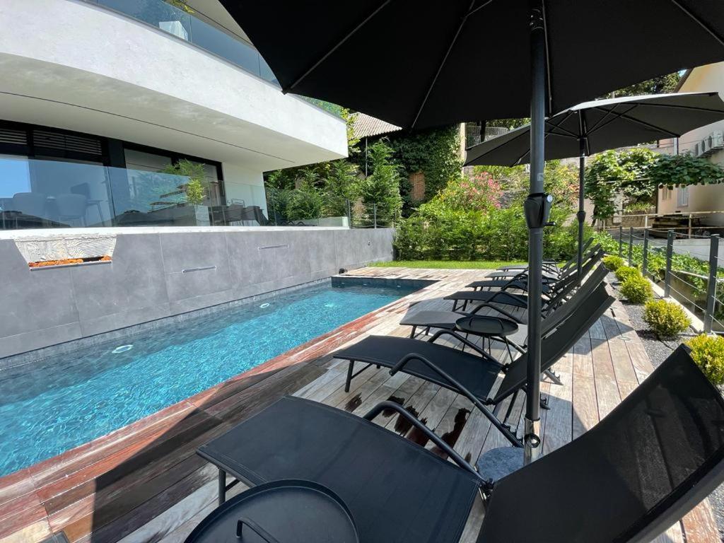 Villa V with pool and free parking - 4