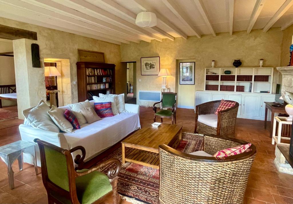 Seating area sa Gîte de La Peloue - Jolie Maison dans les vignes