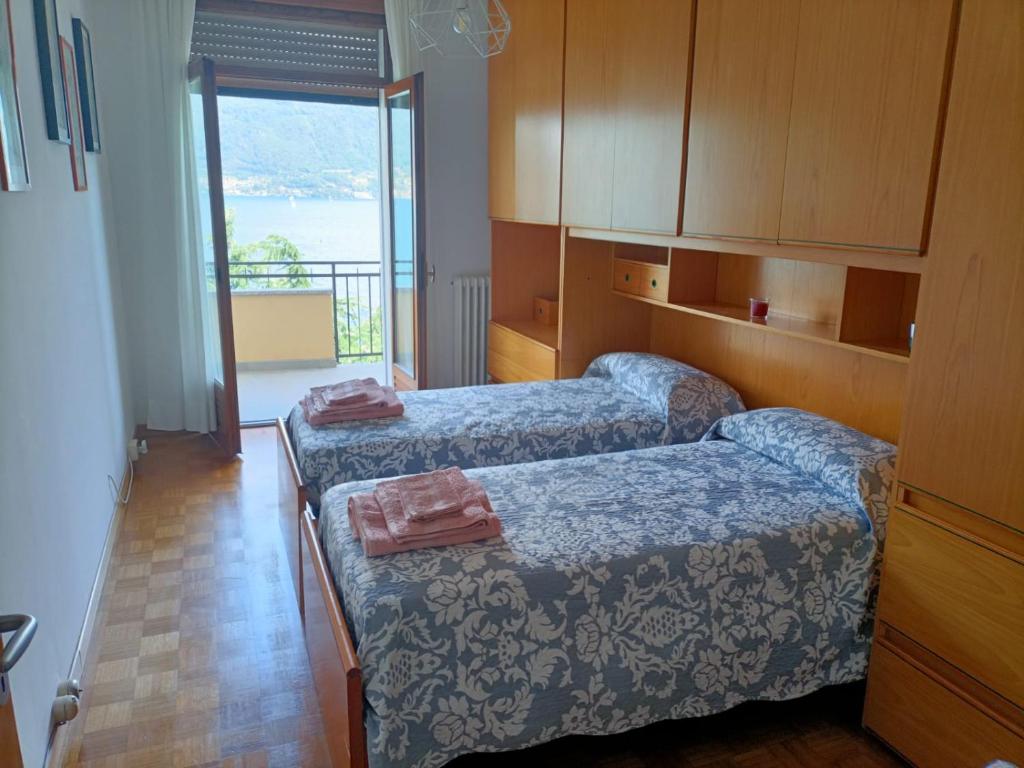 Llit o llits en una habitació de casa vacanza Tivàn