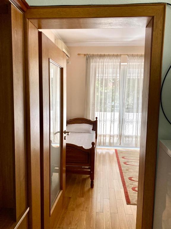 Your tidy & affordable base in Tiranë! - Image 7
