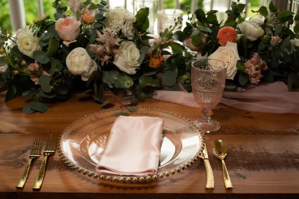 The Inn at Thorn Hill photo