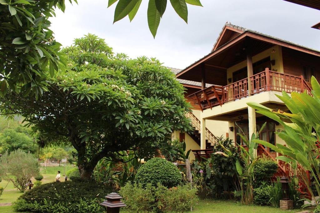 Zahrada ubytování Pai Vimaan Resort