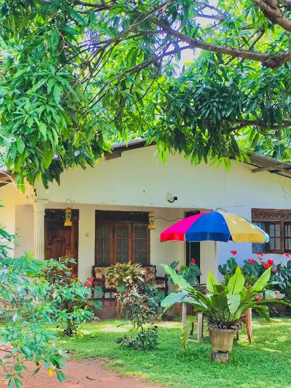 Zahrada ubytování Sigiri Lakshan Home Stay