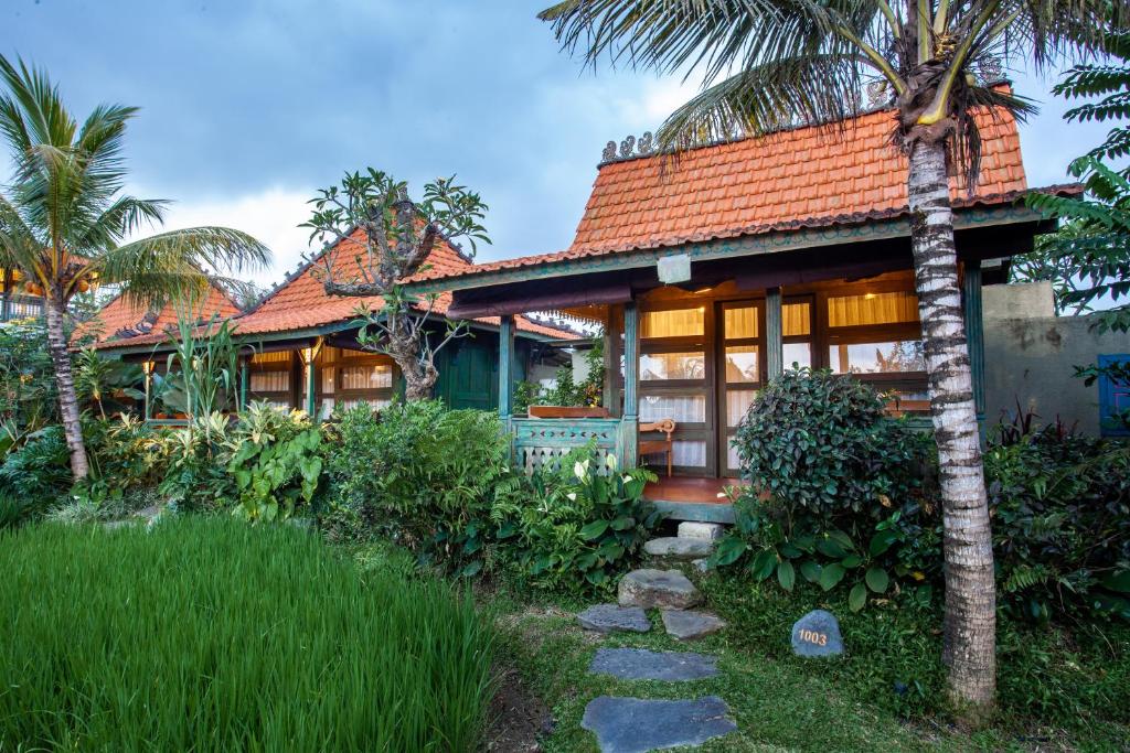 Arya Arkananta Resort & Spa - Bungalow With Patio
