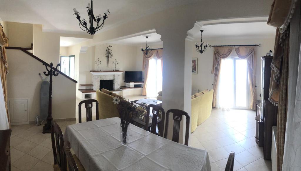 Kuchyň nebo kuchyňský kout v ubytování Mariza's View House