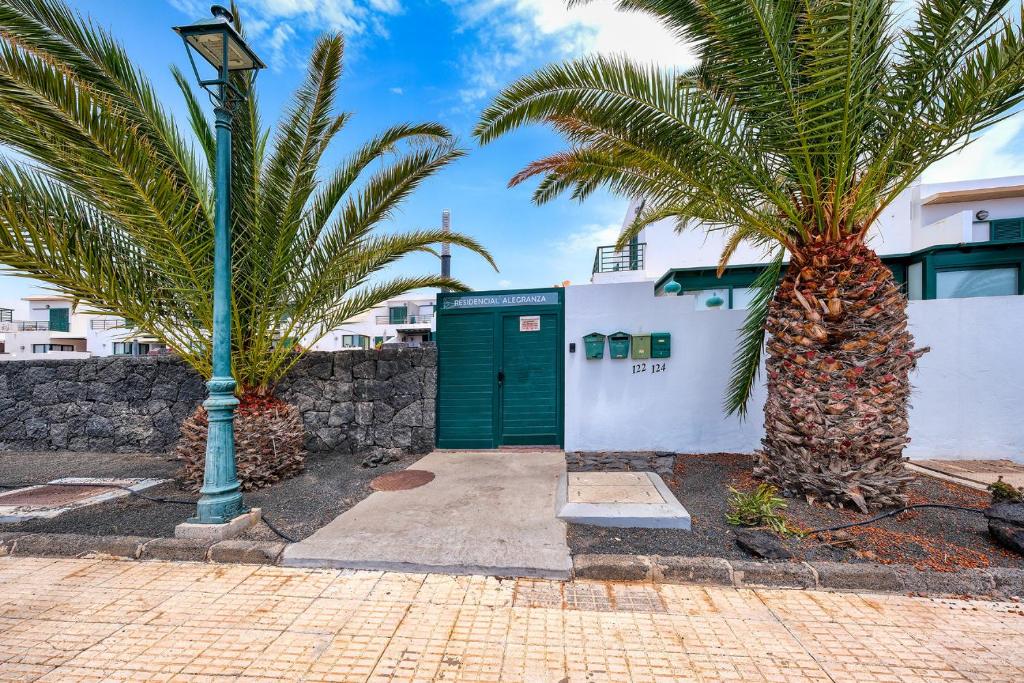 Fotografie z fotogalerie ubytování Casa Costa Esmeralda-shared pool v destinaci Costa Teguise