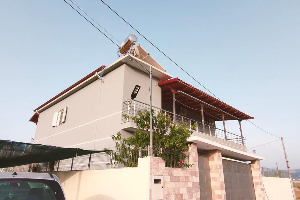 Casa con impronta vintage a Nartë - Imazhi 6