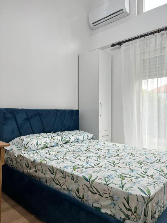 Atrium Apartment - Image 7
