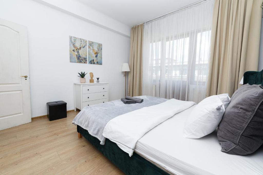 Color Apartments Franceza St - 带阳台的公寓