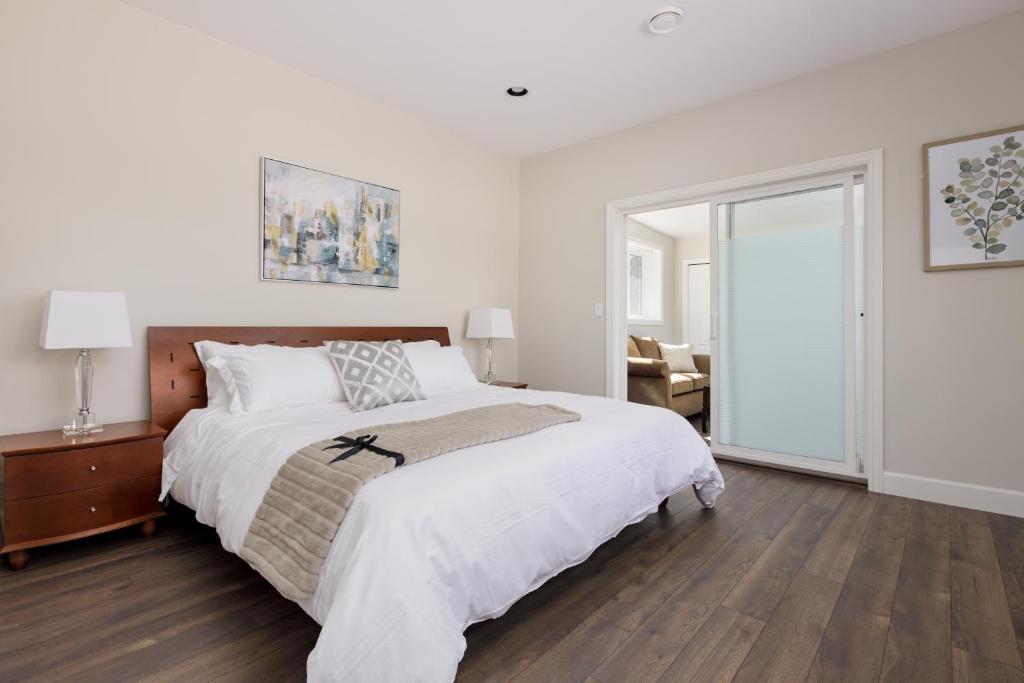 West Coast Cozy Home photo