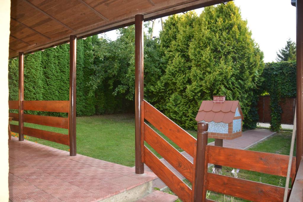 Domek nad jeziorem na mazurach - Twee Slaapkamers Huis