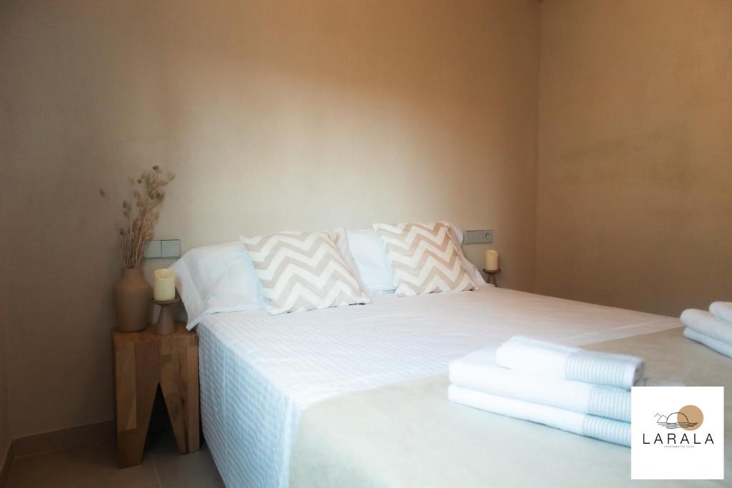 Larala 02 - Nuevo apartamento en la playa del Arenal con ...