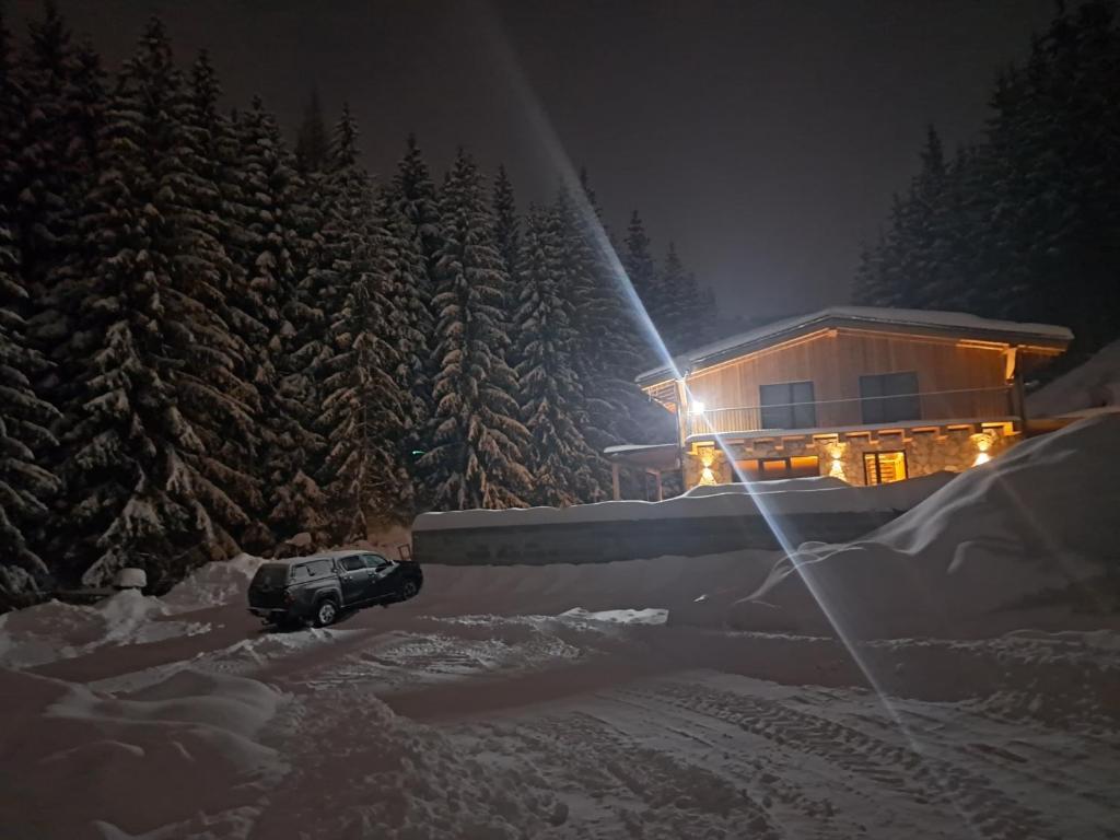 KRÁĽOVOHOĽSKÁ CHATA v zimě