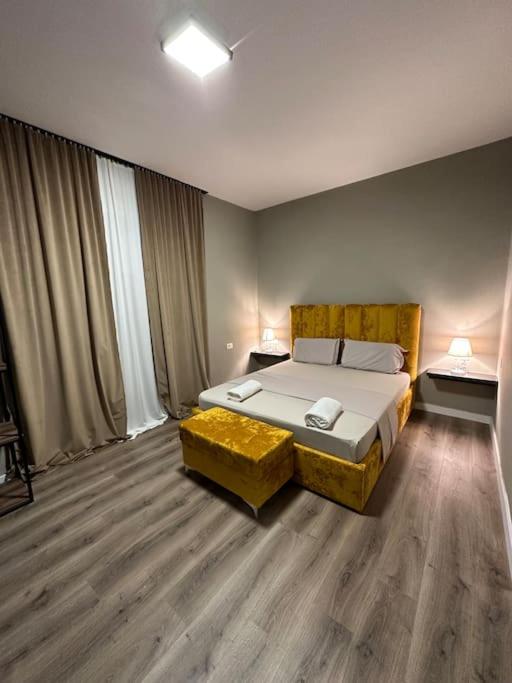 Bejart Apartment 4 - Image 6