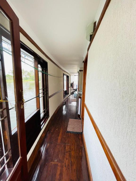 Fotografie z fotogalerie ubytování Royal Houseboats v destinaci Alleppey
