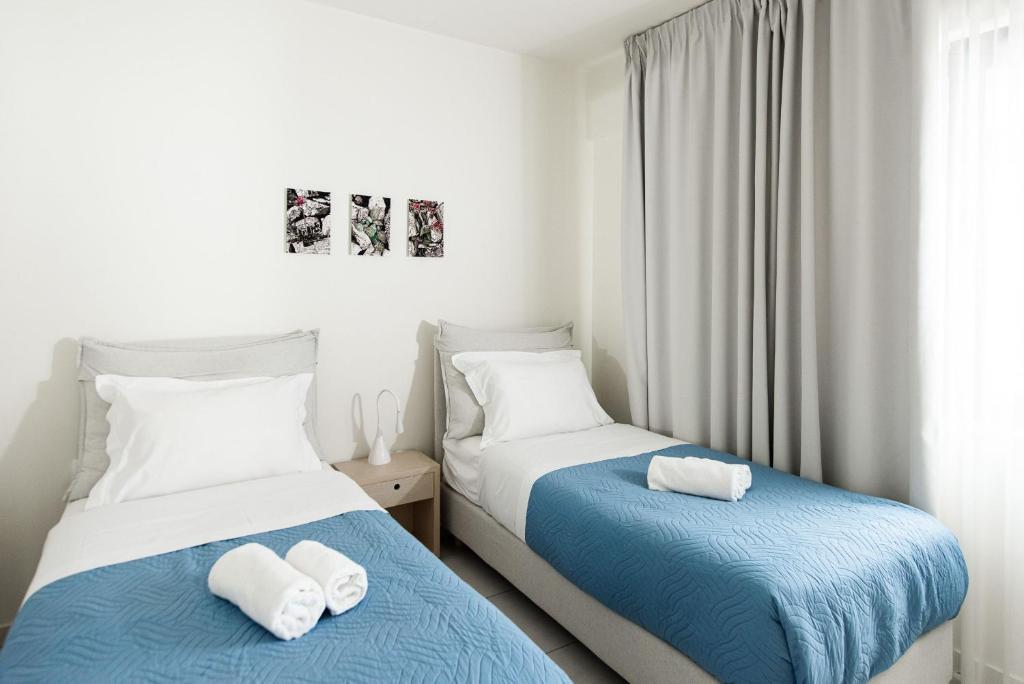 Spring Apartments - 6