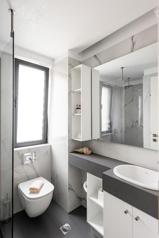 Spring Apartments - 17