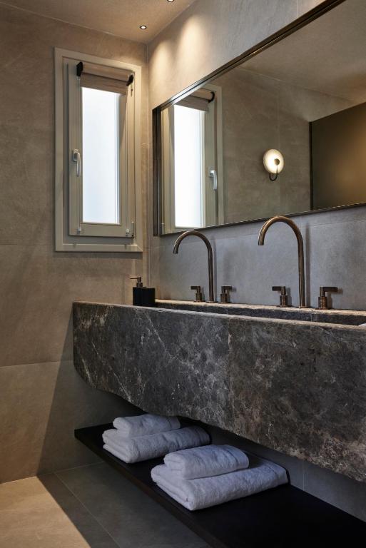 Alaso Design Suites photo