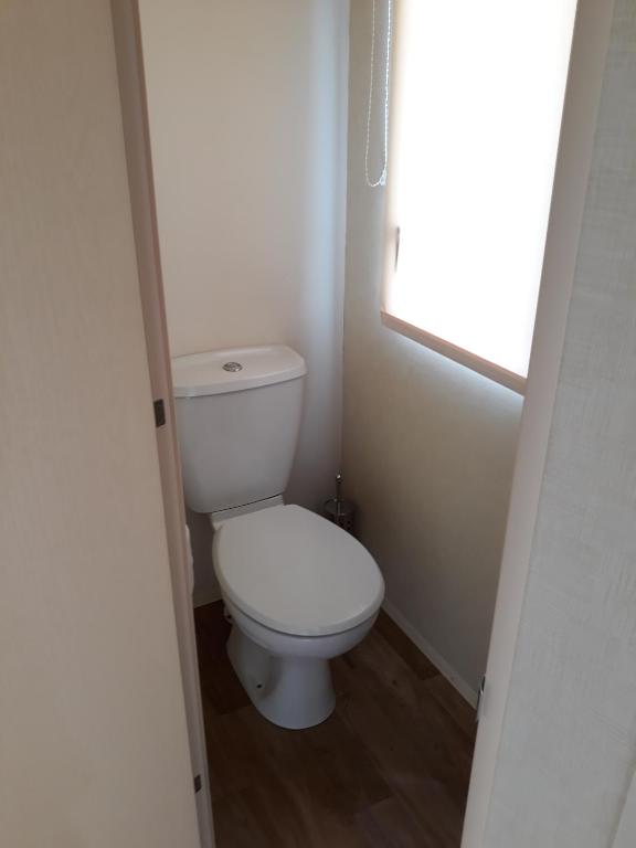 Kúpeľňa v ubytovaní Zimmerferi Apartman Keszthely