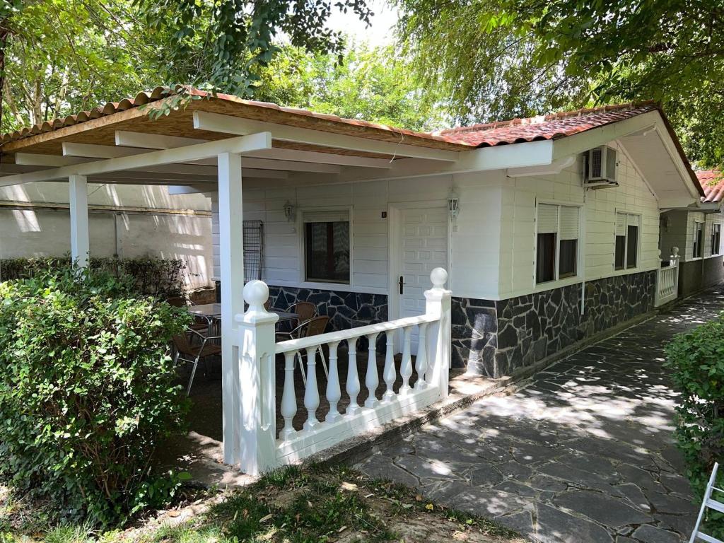 Bungalows & Albergue La Playa - 13