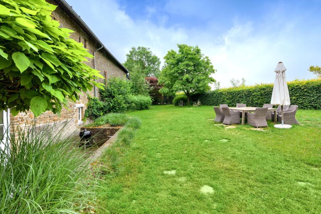 Zahrada ubytování Le gîte de Froidefontaine