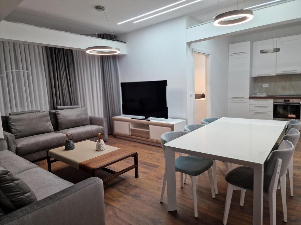 Villa Pearl Adriatic Coast 3 - Image 5