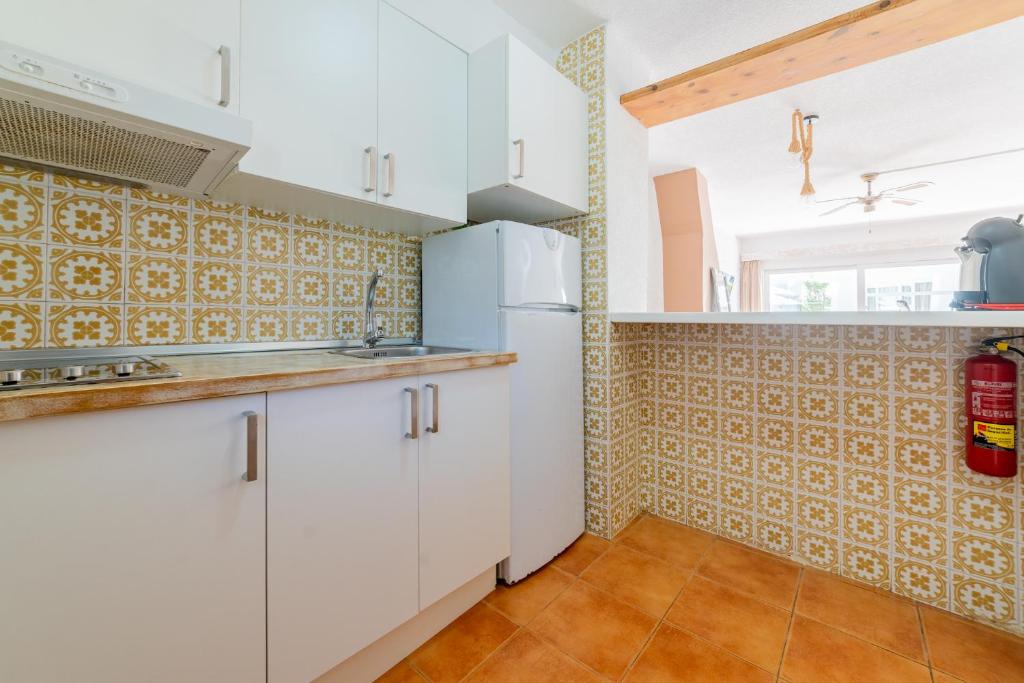 Atlas Apartments Ibiza, Santa Eulària des Riu – Precios ...