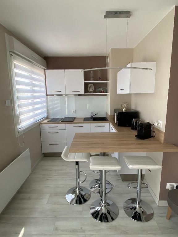 Charmant Studio 25 m2, 900m de la plage - Appartement Met één Slaapkamer