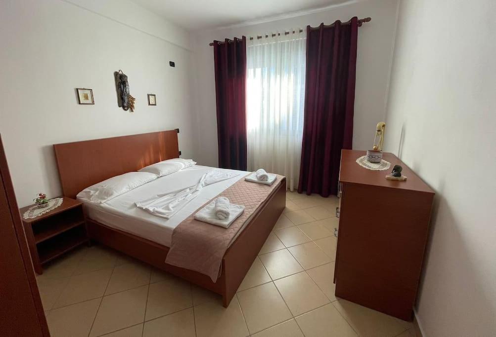 Sea View Apartment in Vlore - Imazhi 2