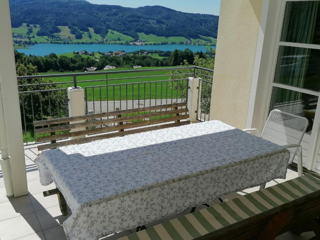 Nespecifikovaný výhled na hory nebo výhled na hory při pohledu z apartmánu